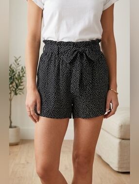5 For $25✨️Hollister Womens Medium Polka Dot High Waisted Soft Boho Black Shorts